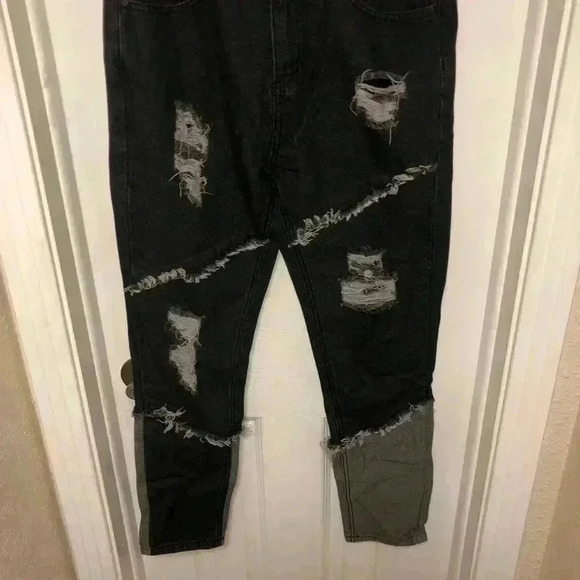 Men’s distressed black jeans size small - Picture 7 of 10